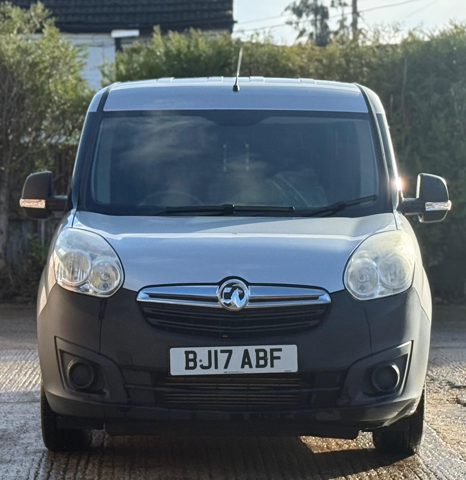Used Vauxhall Combo 2017 for sale - 76565581: Photo 3
