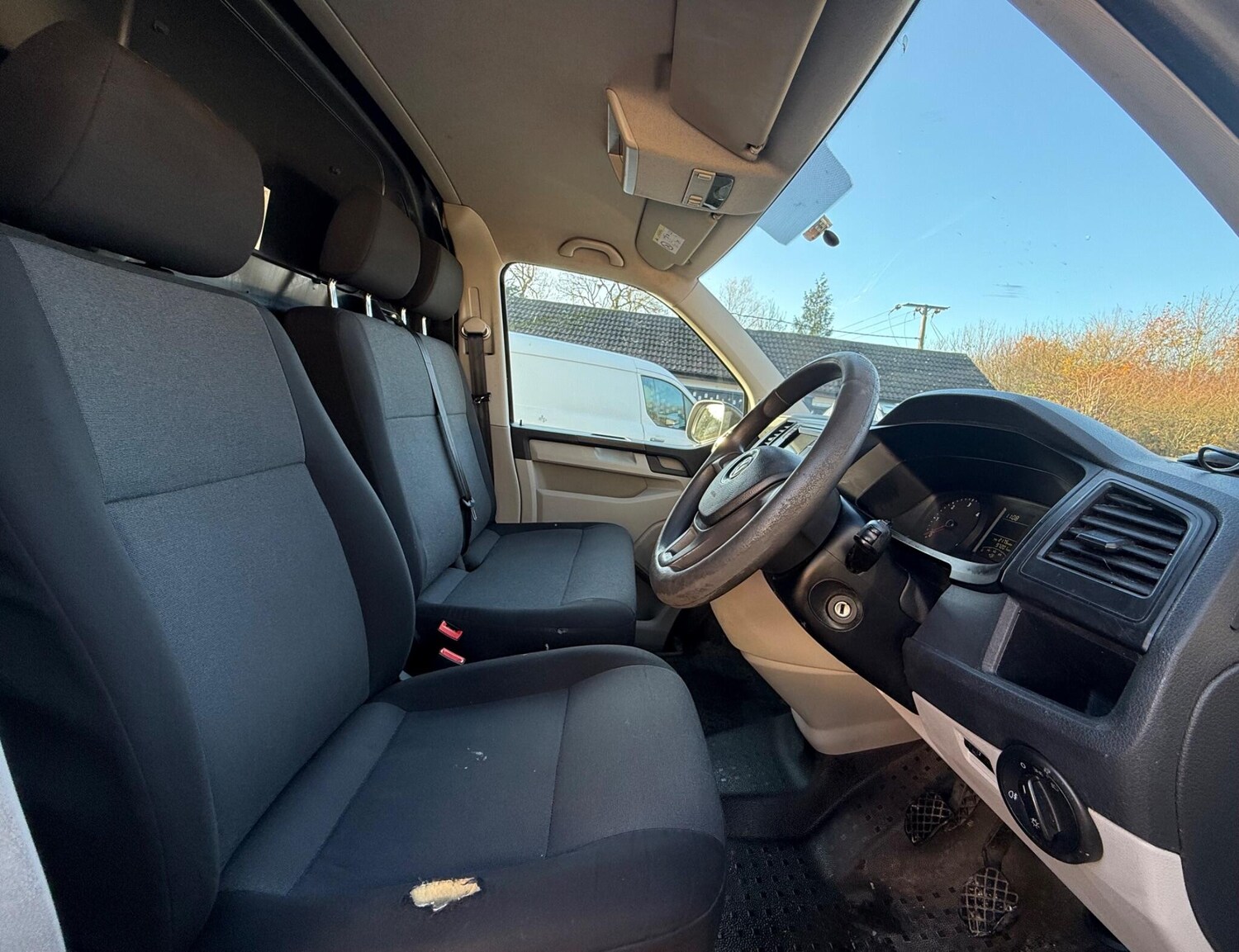 Used Volkswagen Transporter 2016 for sale - 76934244: Photo 15