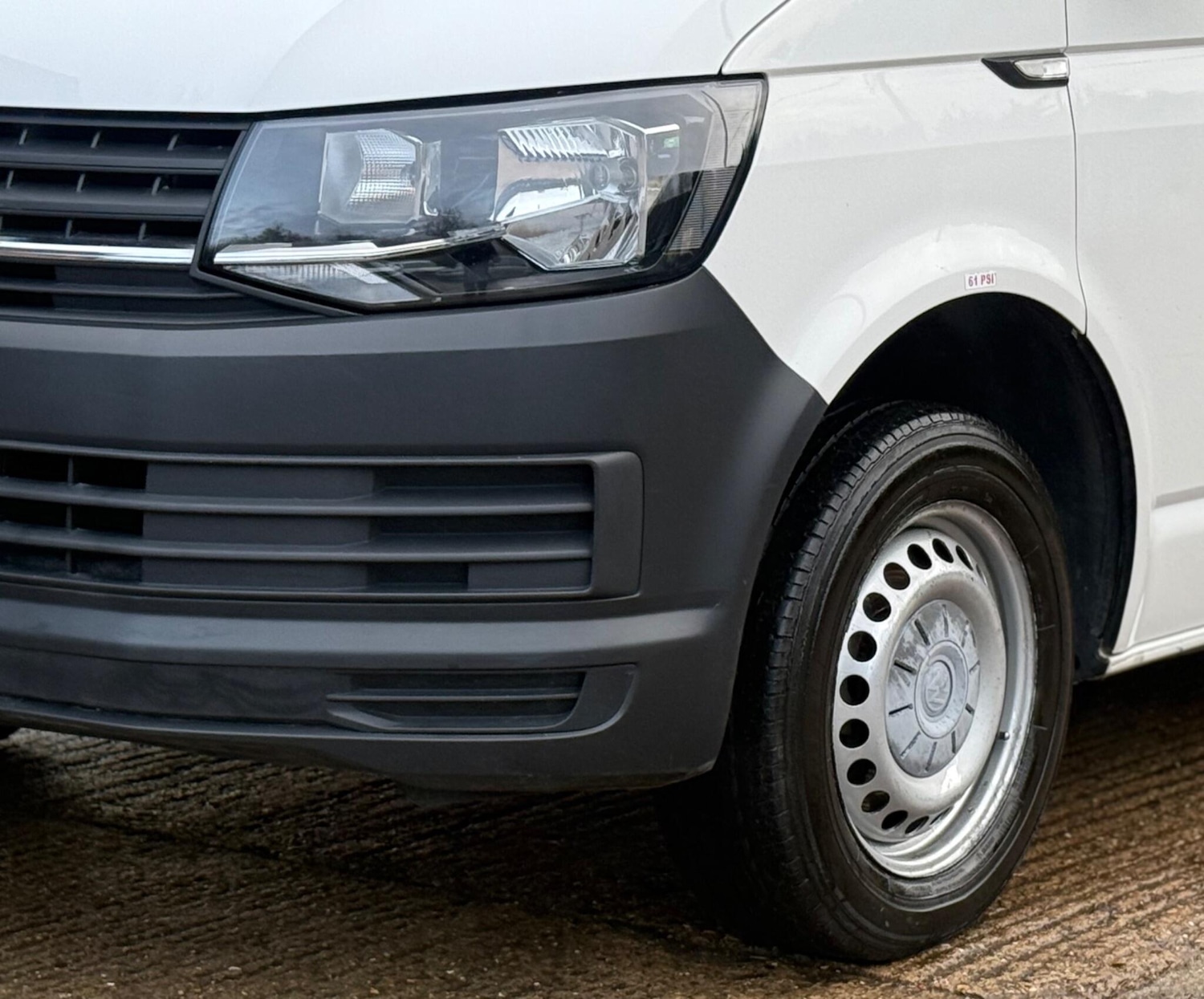 Used Volkswagen Transporter 2016 for sale - 76934244: Photo 25