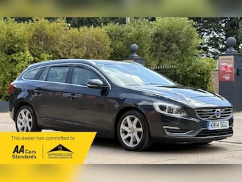 Used Volvo V60 2014 for sale - 79341639: Photo