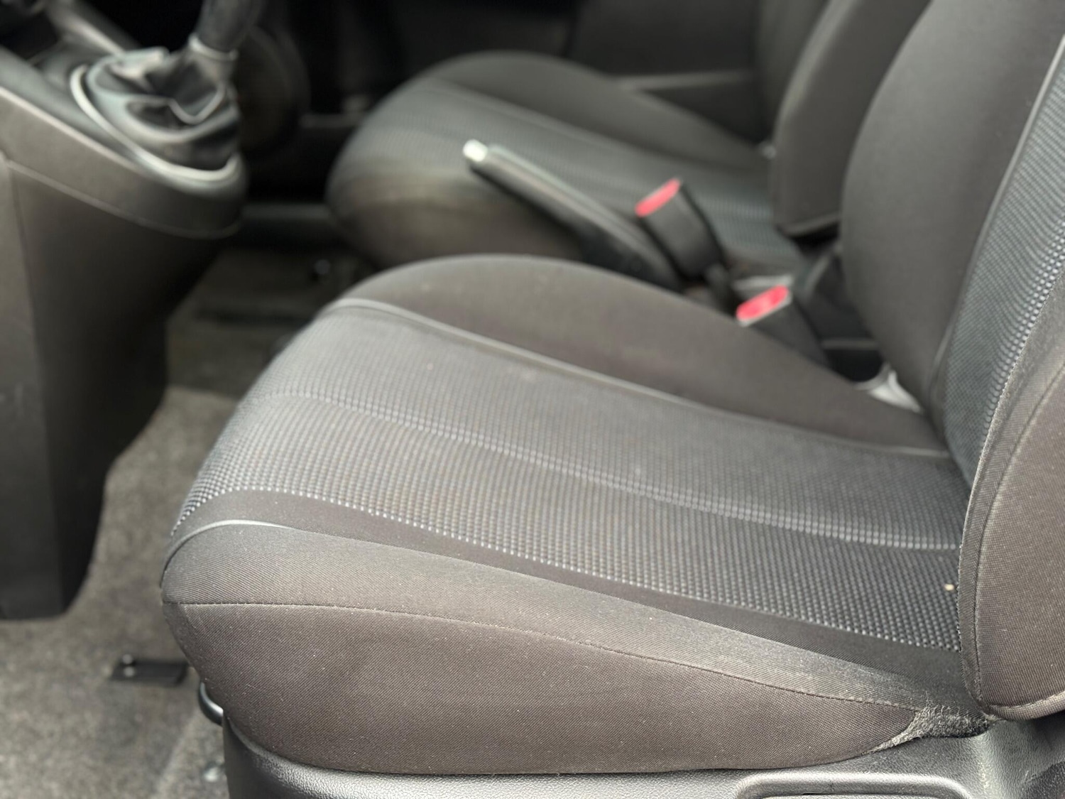 Used Mazda Mazda2 2010 for sale - 76422577: Photo 25