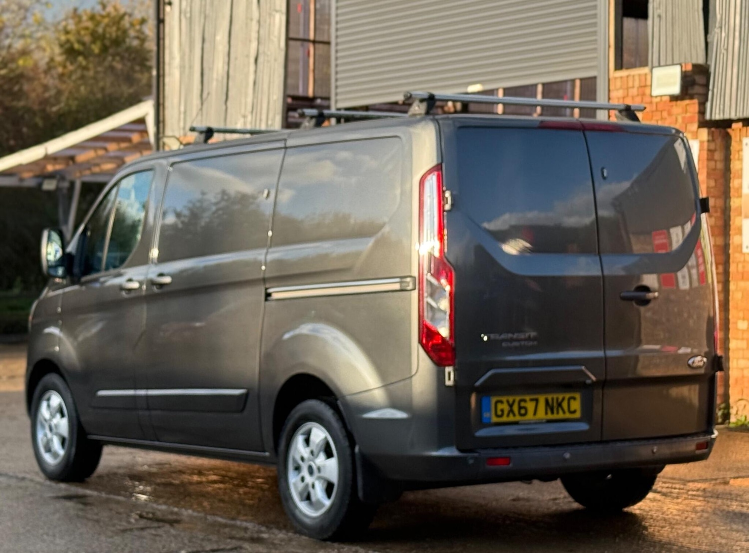 Used Ford Transit Custom 2017 for sale - 76508870: Photo 9