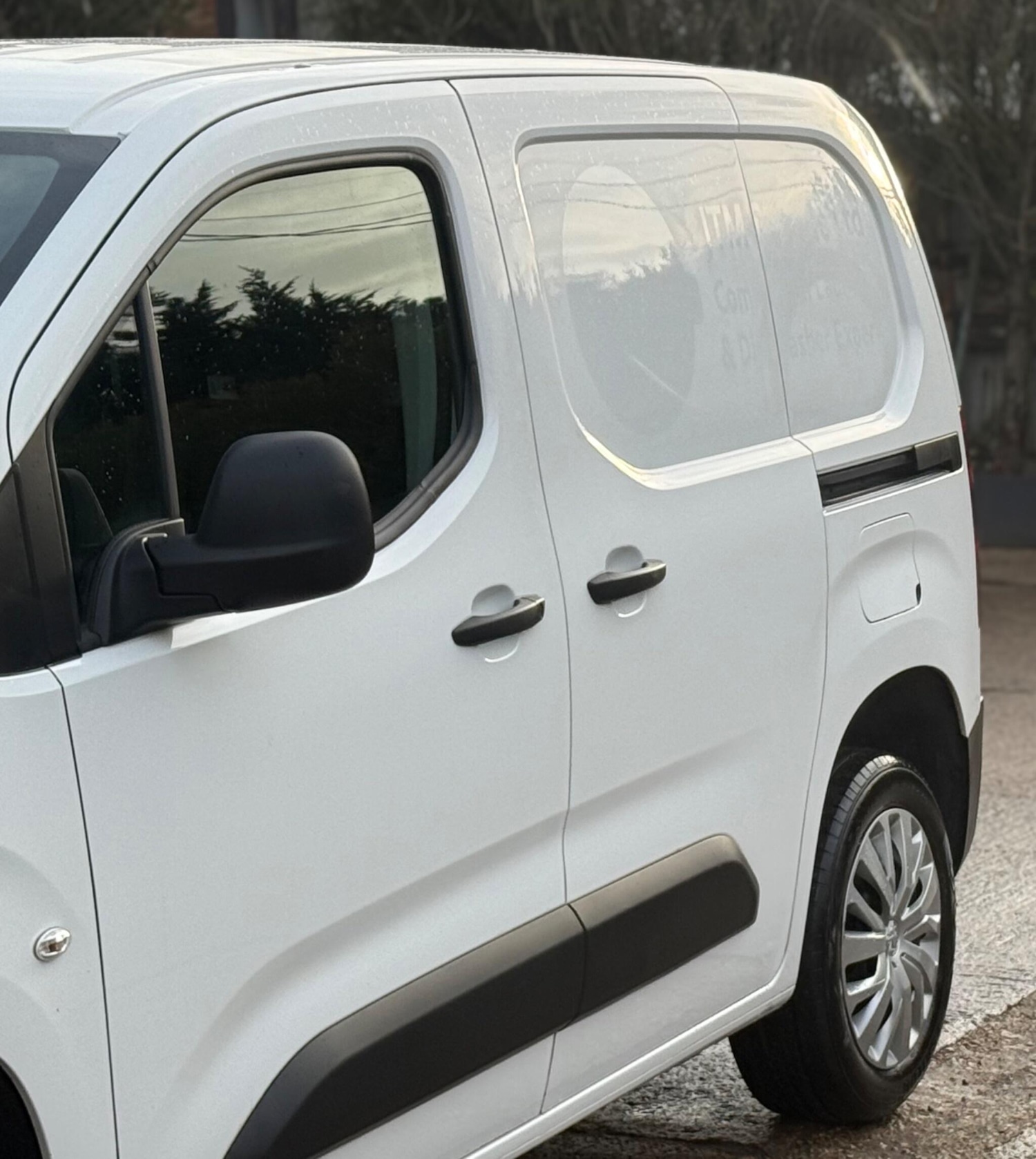 Used Peugeot Partner 2021 for sale - 77616975: Photo 28