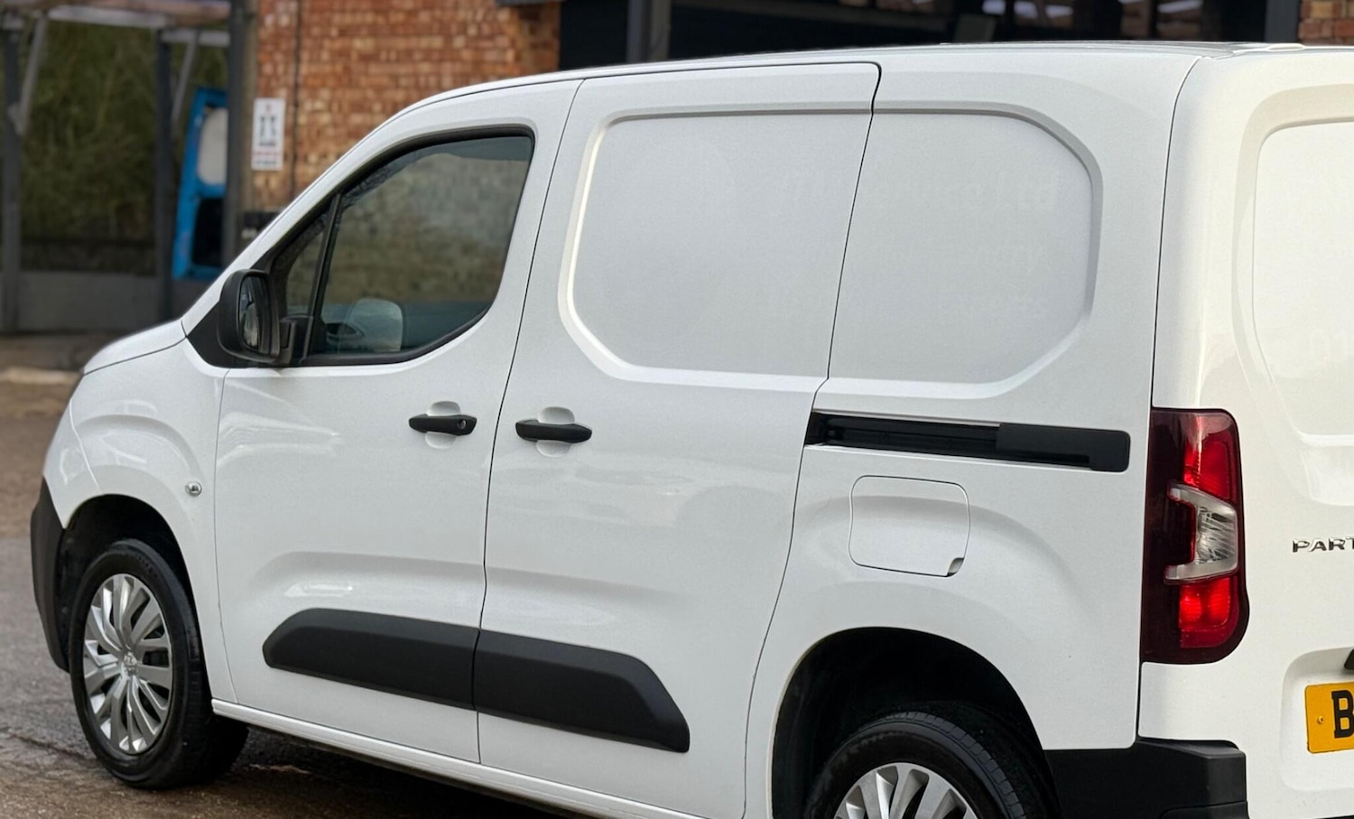 Used Peugeot Partner 2021 for sale - 77616975: Photo 31