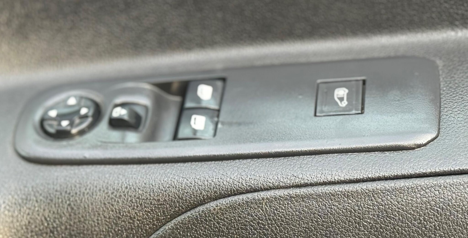 Used Peugeot Partner 2021 for sale - 77616975: Photo 37