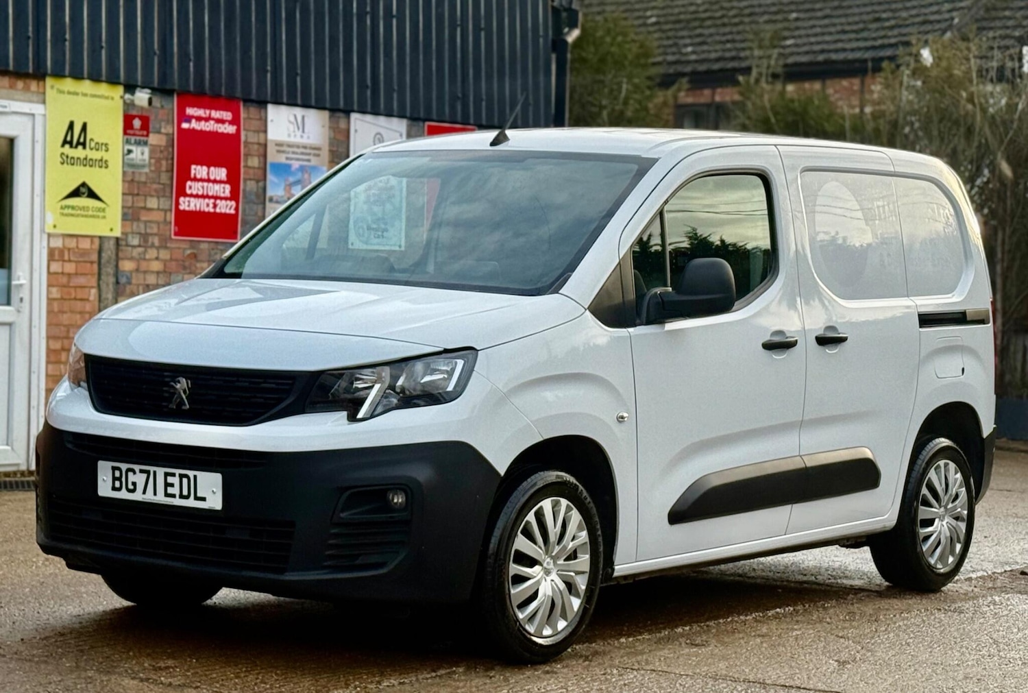 Used Peugeot Partner 2021 for sale - 77616975: Photo 5