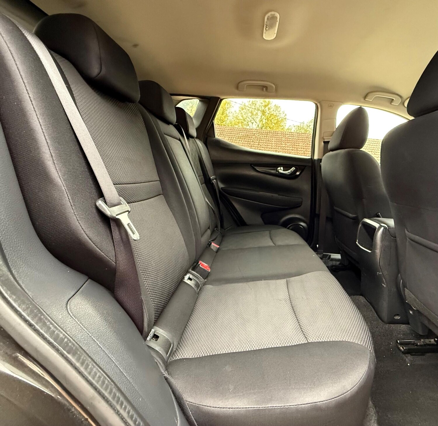 Used Nissan Qashqai 2017 for sale - 76253172: Photo 22