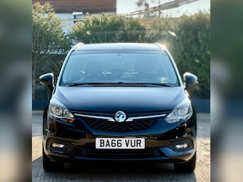 Used Vauxhall Zafira Tourer 2017 for sale - 77759500: Photo