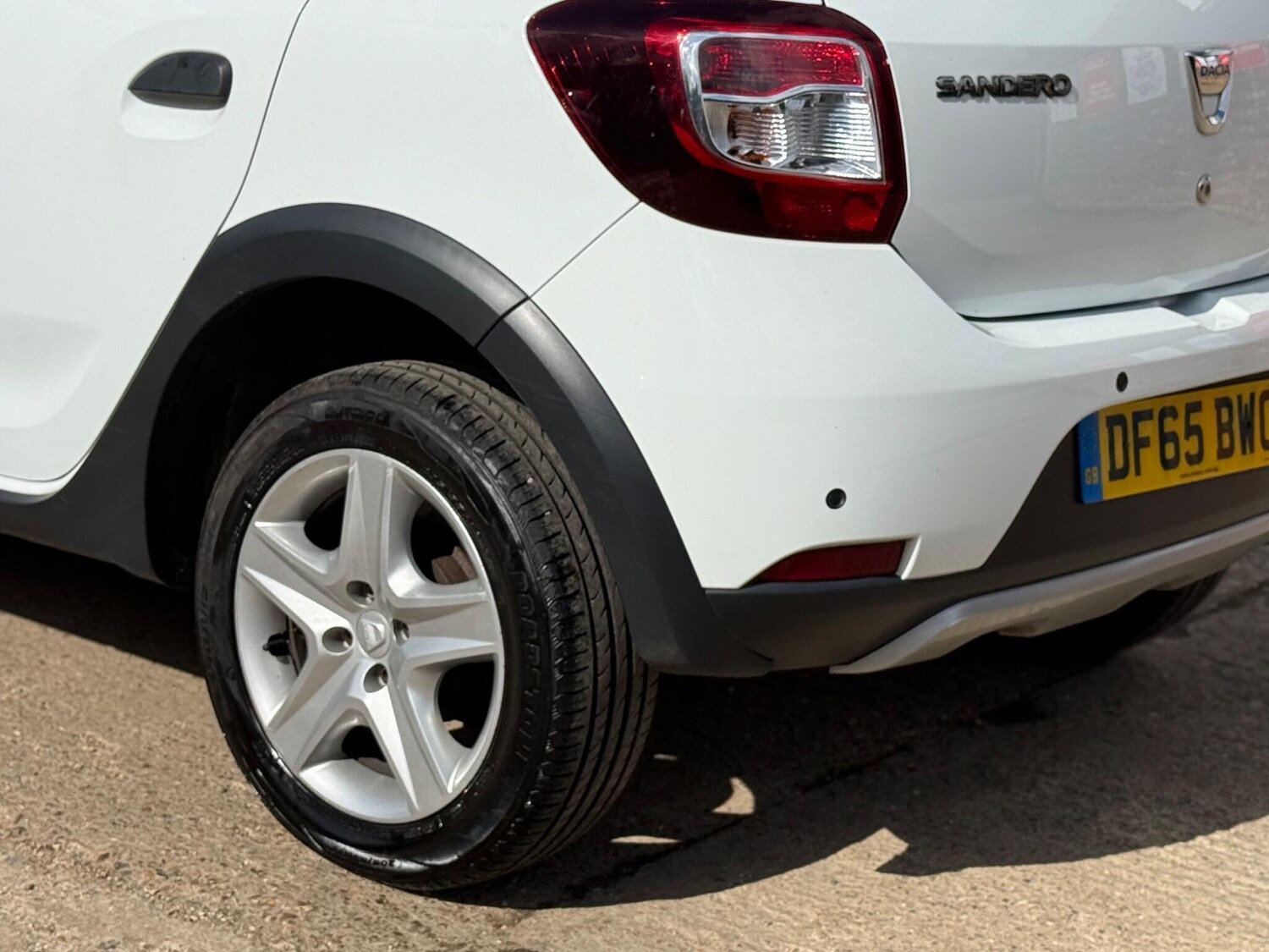 Used Dacia Sandero Stepway 2015 for sale - 78053642: Photo 27
