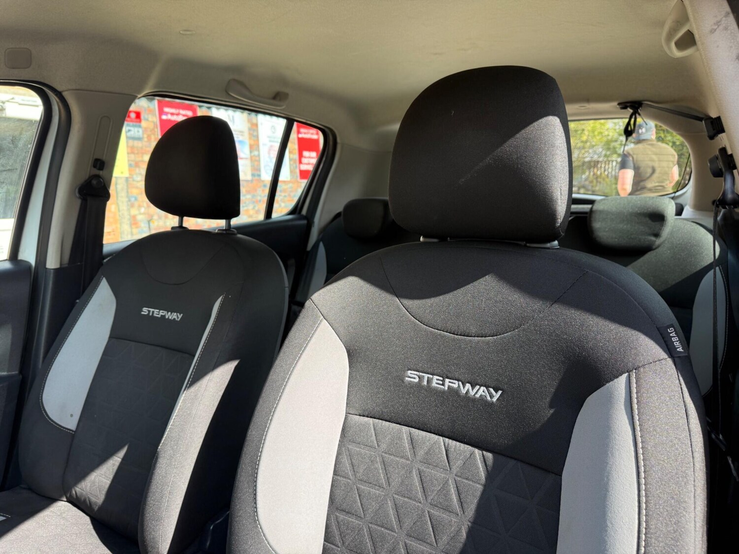 Used Dacia Sandero Stepway 2015 for sale - 78053642: Photo 35