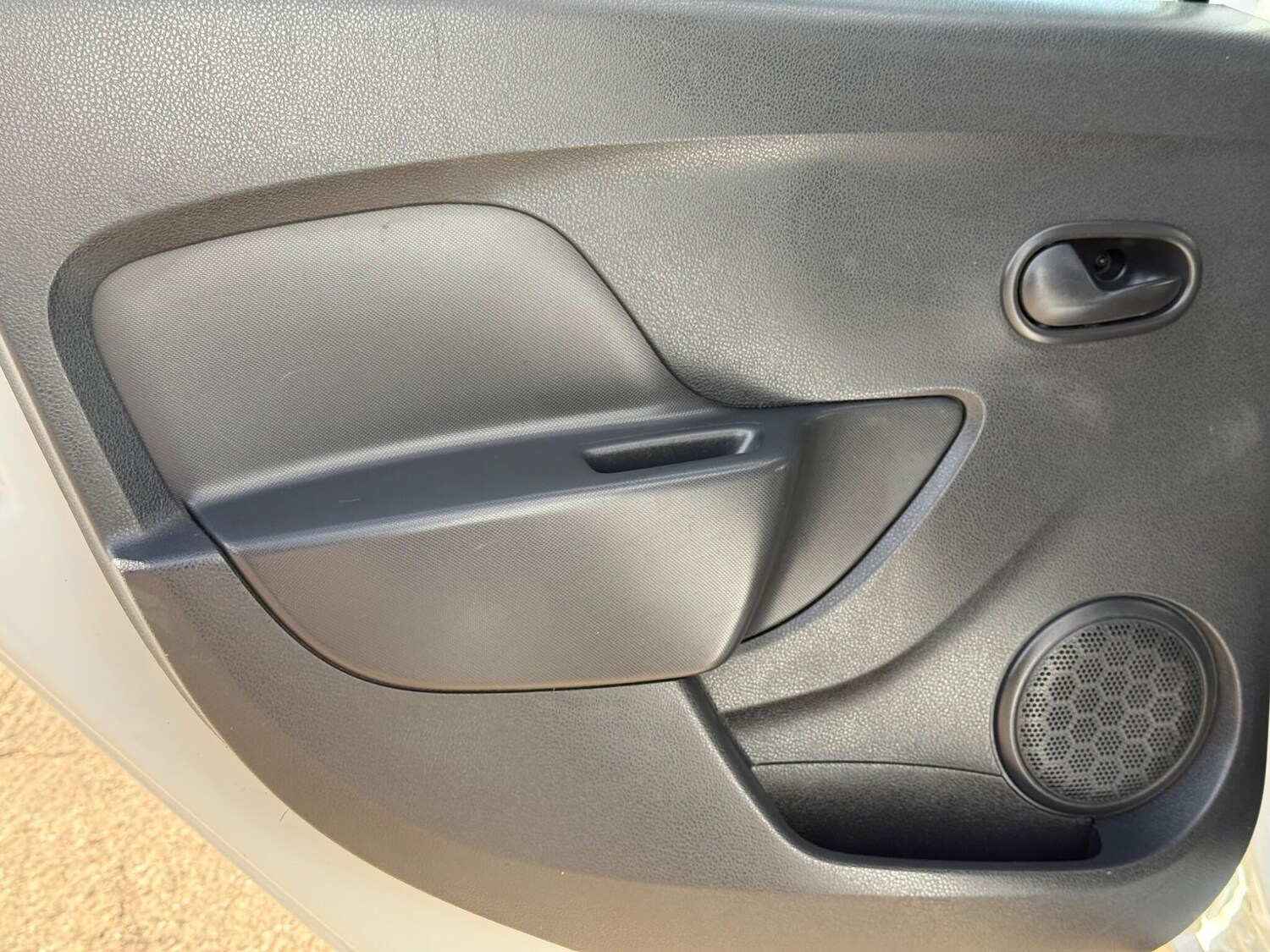 Used Dacia Sandero Stepway 2015 for sale - 78053642: Photo 37