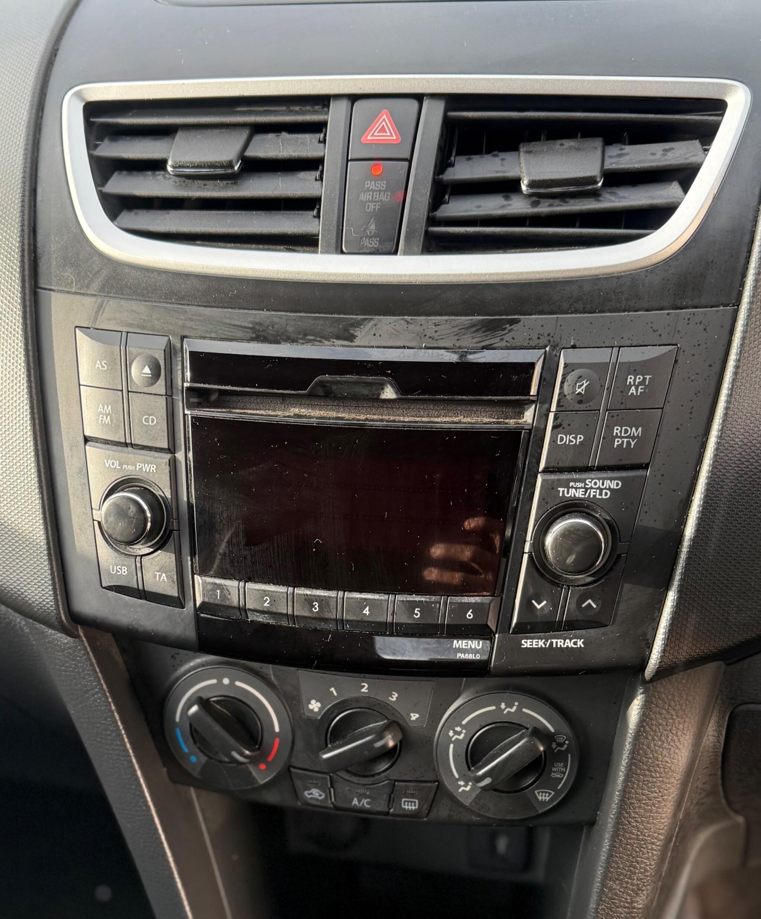 Used Suzuki Swift 2012 for sale - 77128685: Photo 19