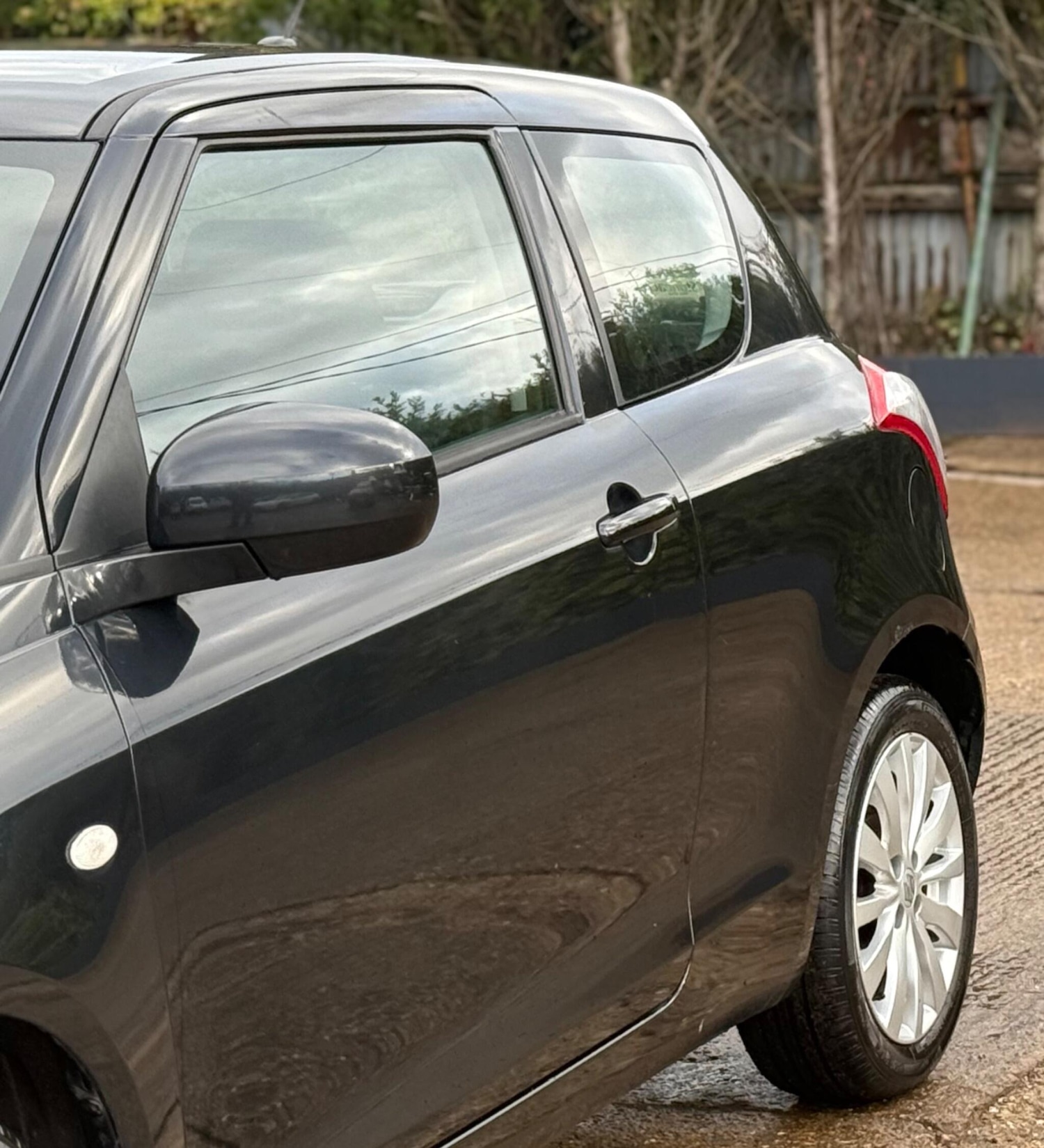 Used Suzuki Swift 2012 for sale - 77128685: Photo 28