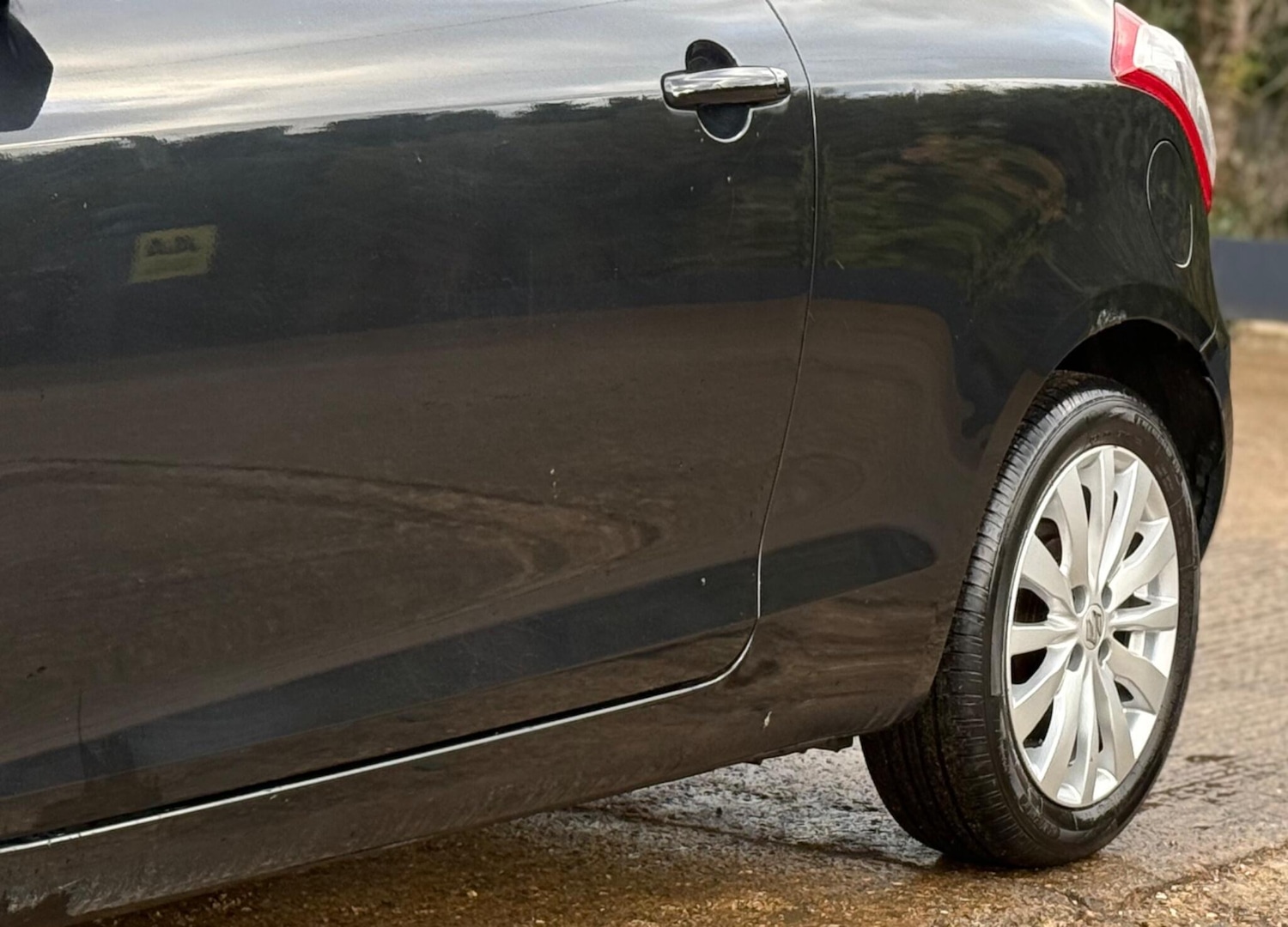 Used Suzuki Swift 2012 for sale - 77128685: Photo 29