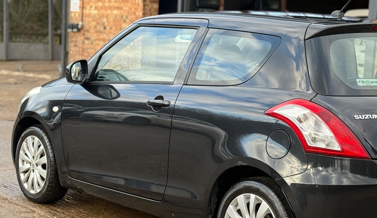 Used Suzuki Swift 2012 for sale - 77128685: Photo 31