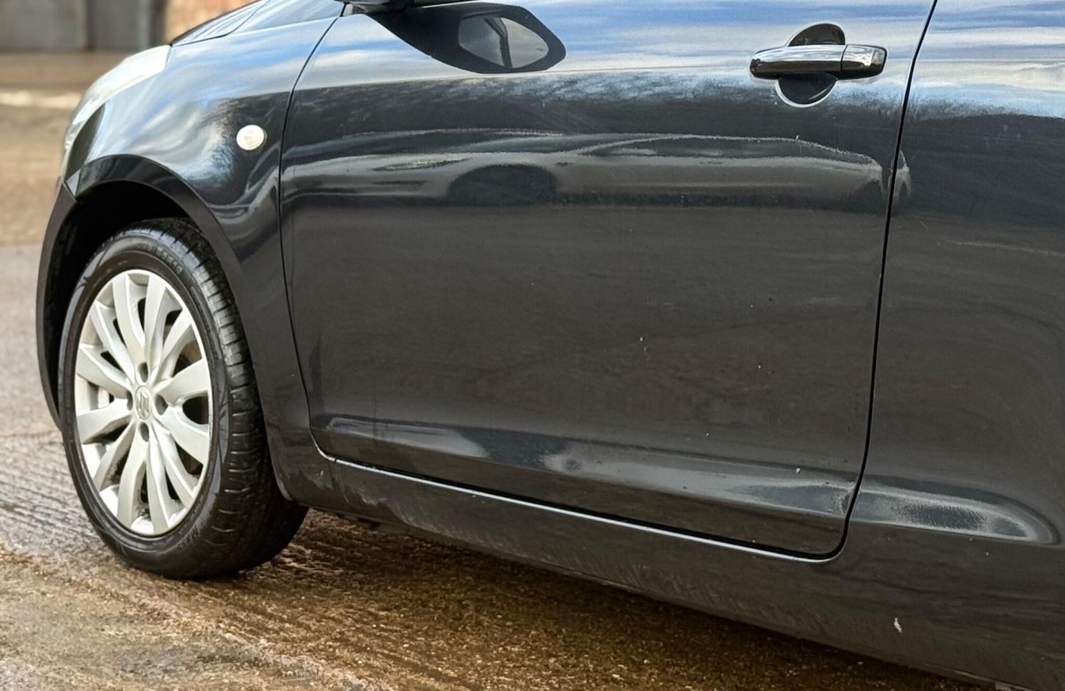 Used Suzuki Swift 2012 for sale - 77128685: Photo 32