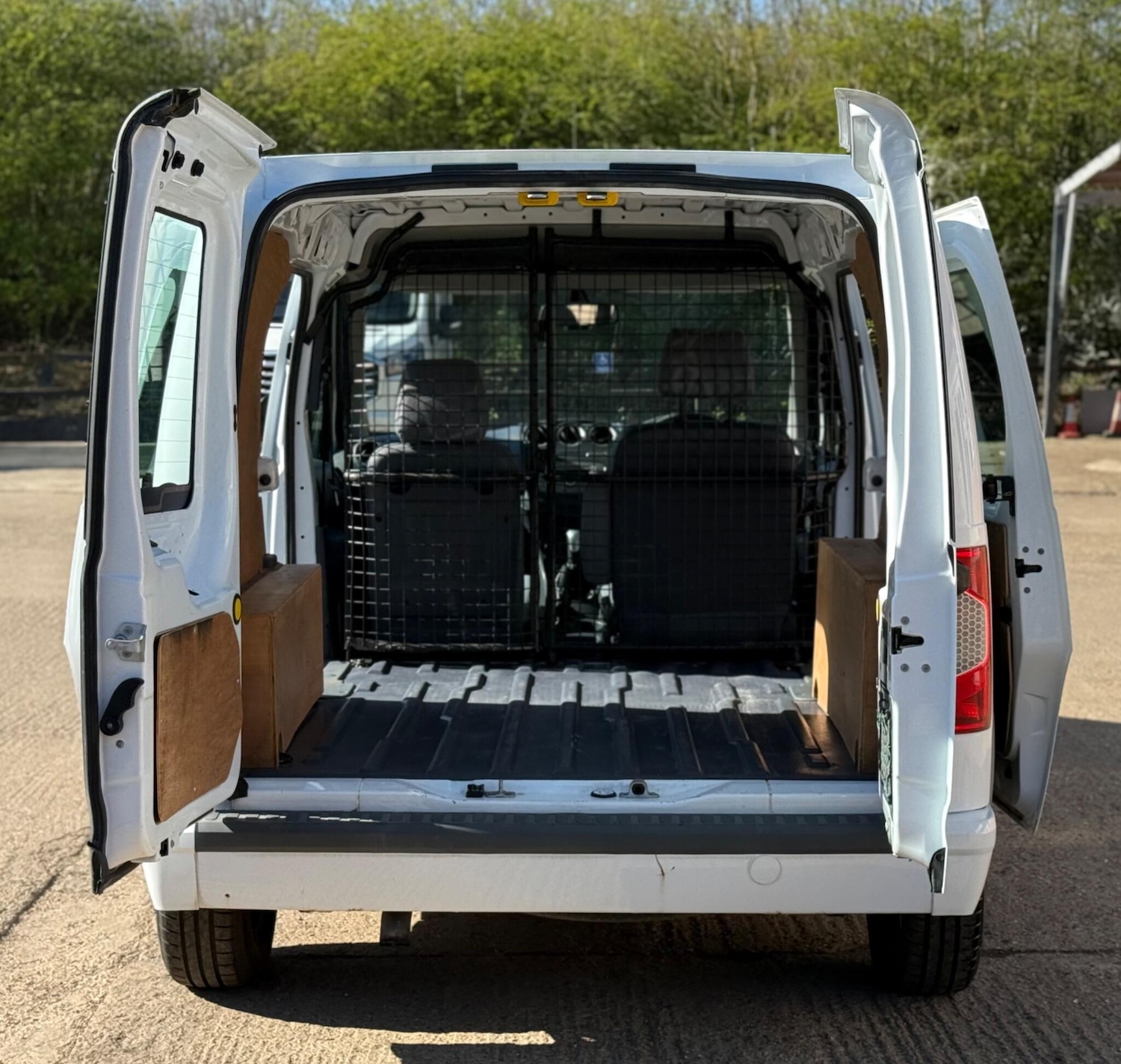 Used Ford Transit Connect 2011 for sale - 77976100: Photo 17