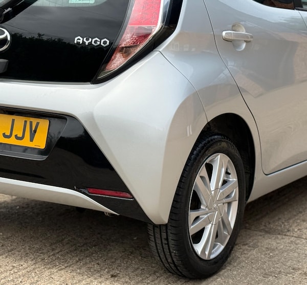Used Toyota AYGO 2014 for sale - 75517504: Photo 24