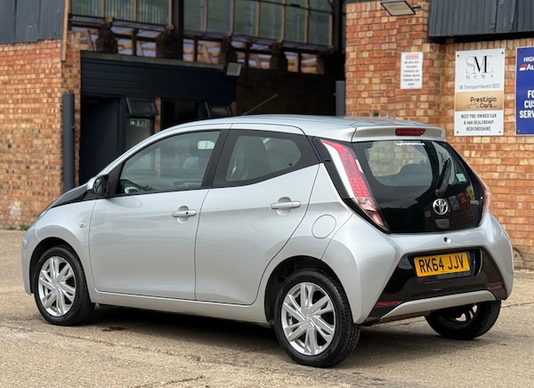 Used Toyota AYGO 2014 for sale - 75517504: Photo 6