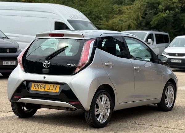 Used Toyota AYGO 2014 for sale - 75517504: Photo 8
