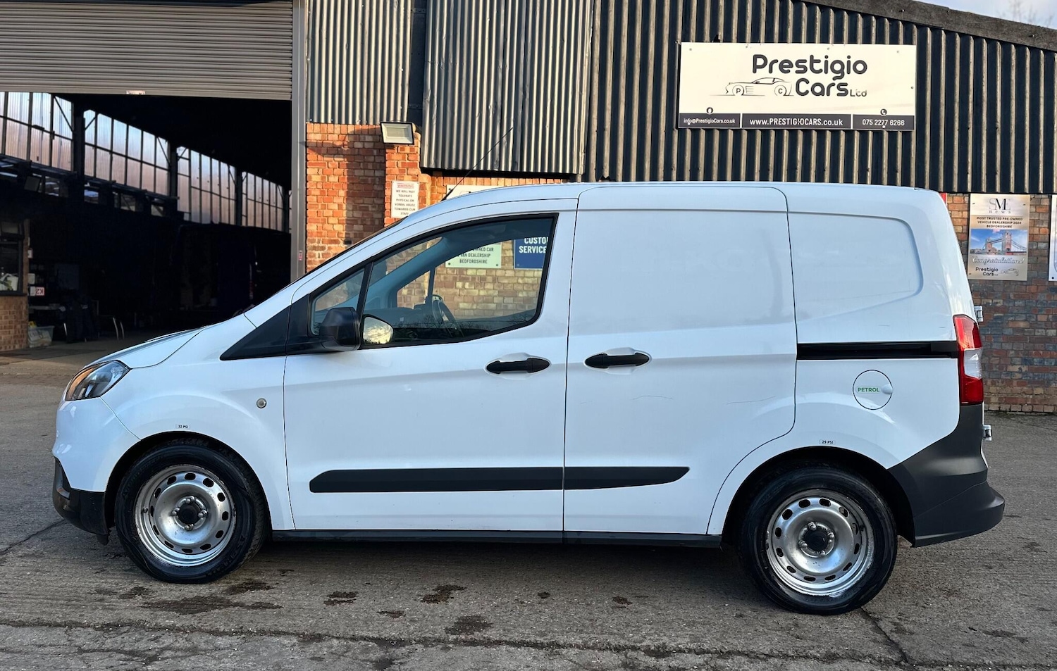 Used Ford Transit Courier 2020 for sale - 78163004: Photo 11