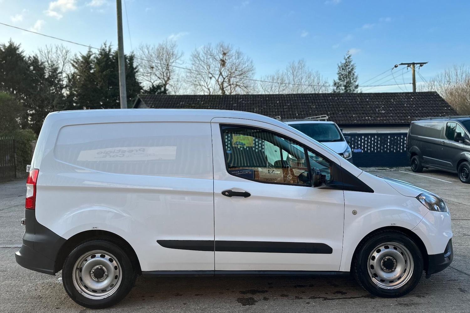 Used Ford Transit Courier 2020 for sale - 78163004: Photo 12