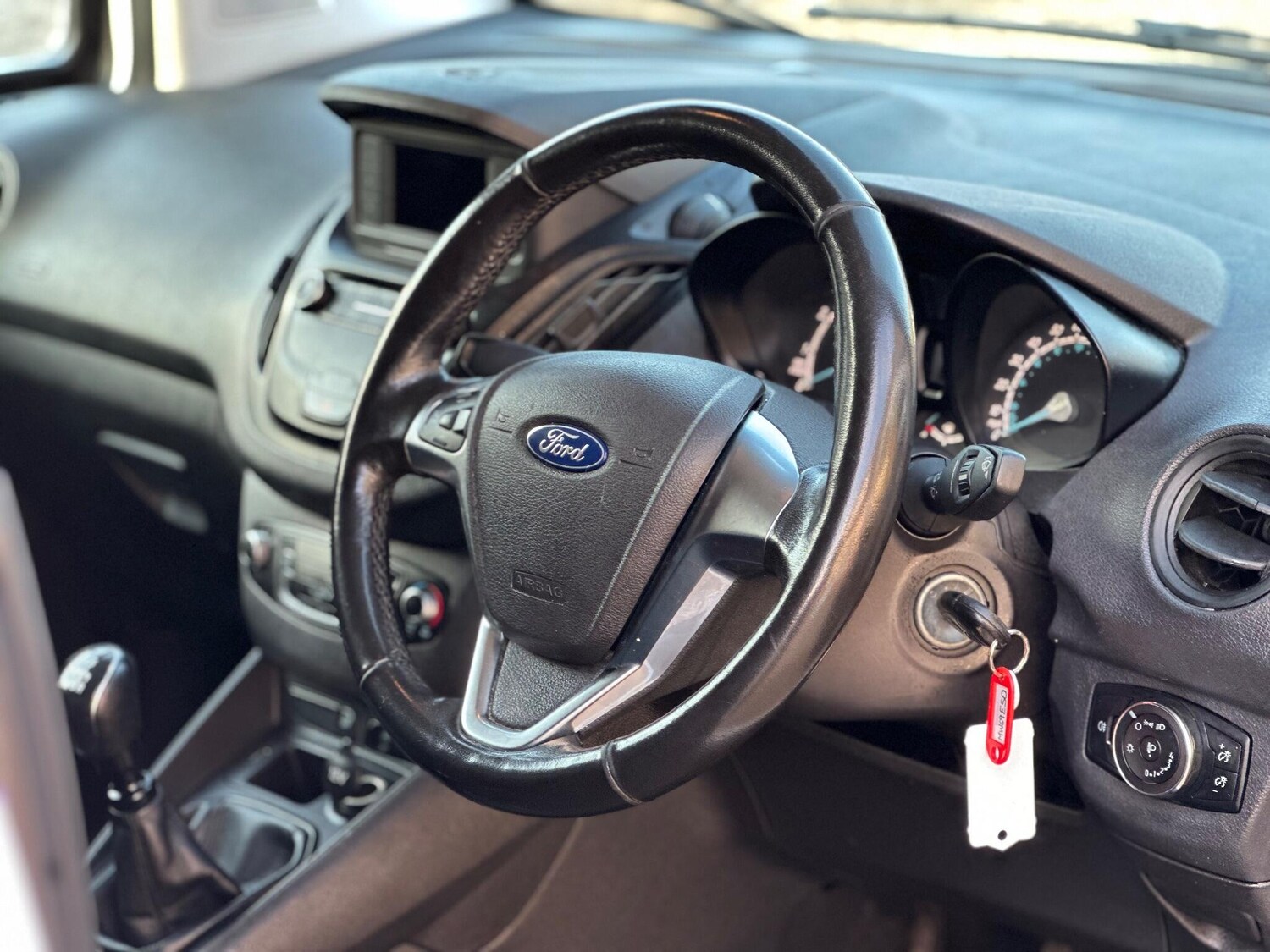 Used Ford Transit Courier 2020 for sale - 78163004: Photo 13