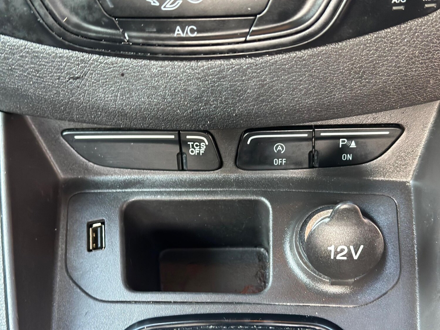 Used Ford Transit Courier 2020 for sale - 78163004: Photo 18