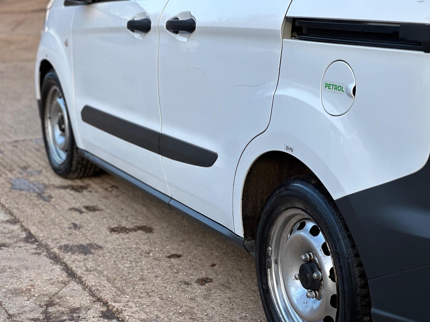 Used Ford Transit Courier 2020 for sale - 78163004: Photo 26