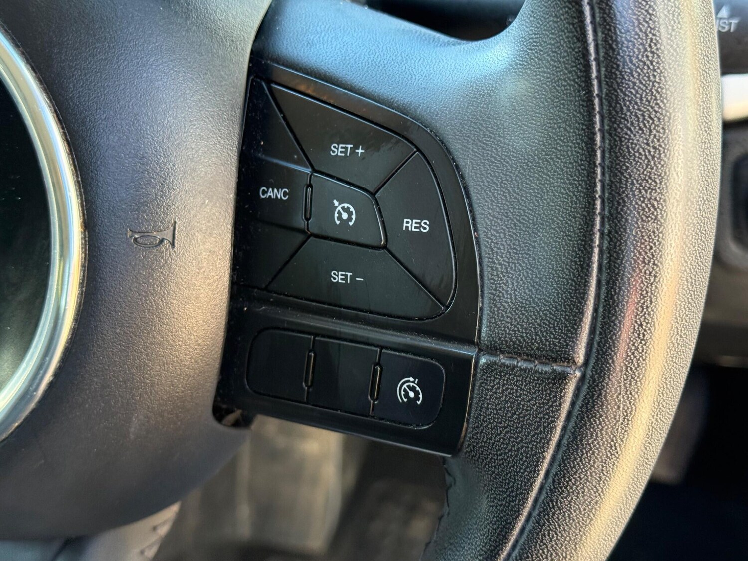 Used Fiat 500X 2016 for sale - 78150409: Photo 42