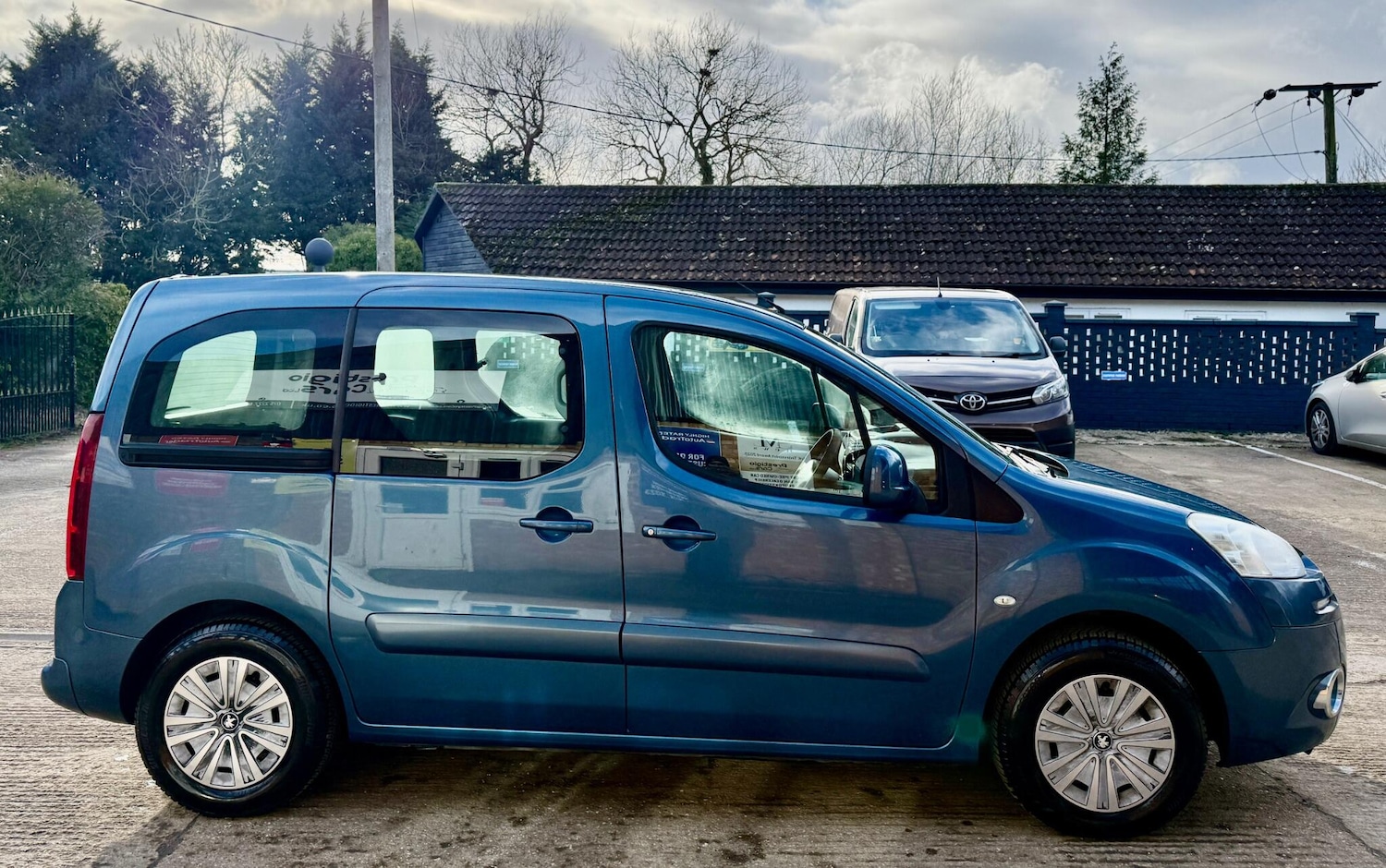 Used Peugeot Partner Tepee 2012 for sale - 77310931: Photo 12