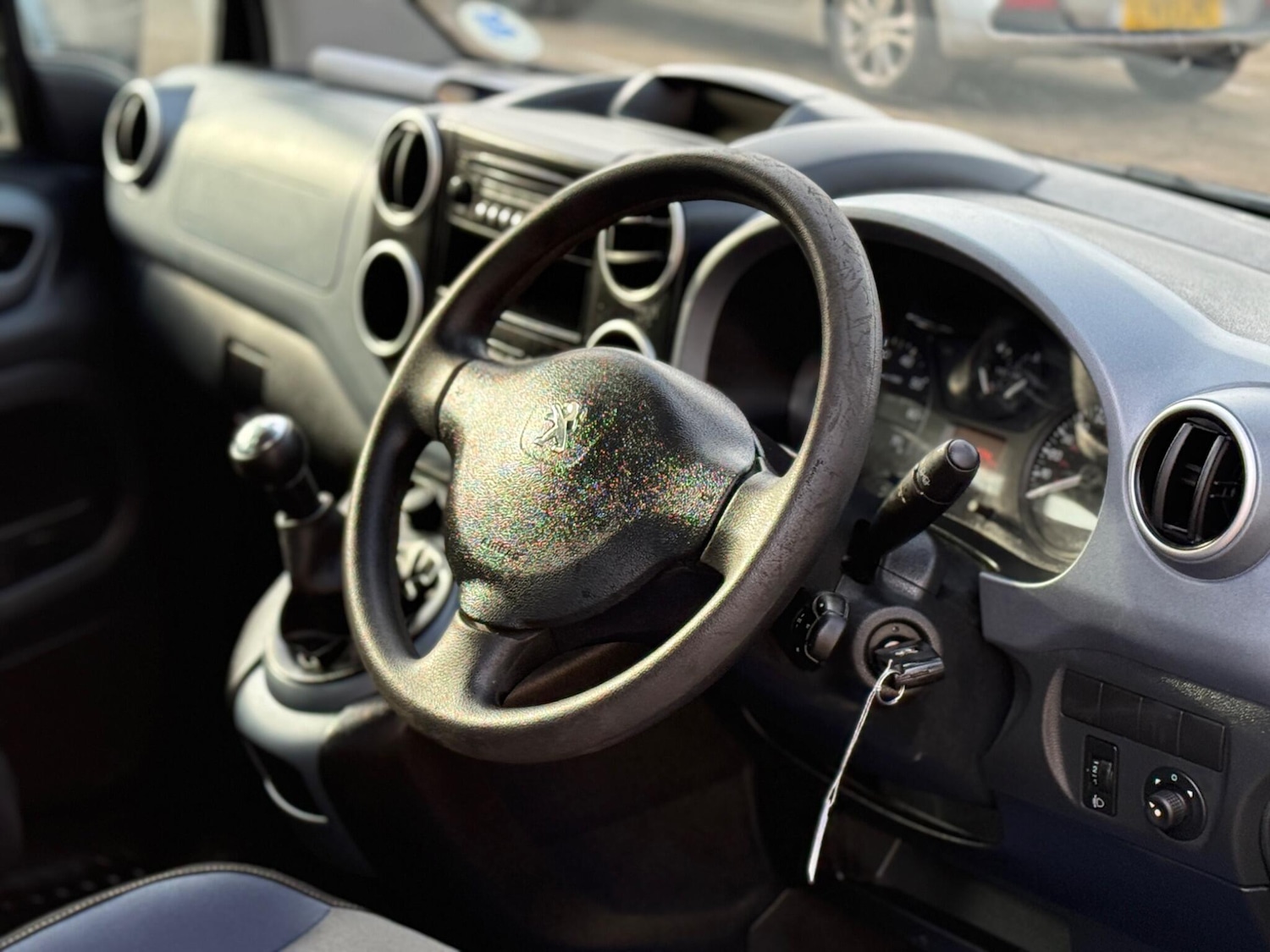 Used Peugeot Partner Tepee 2012 for sale - 77310931: Photo 13