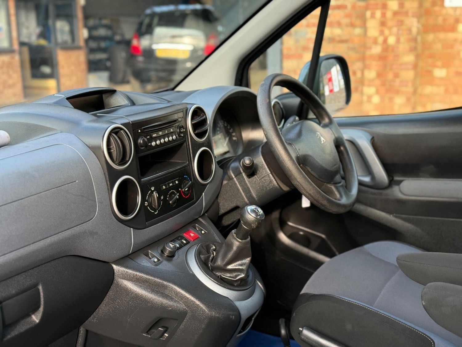 Used Peugeot Partner Tepee 2012 for sale - 77310931: Photo 15