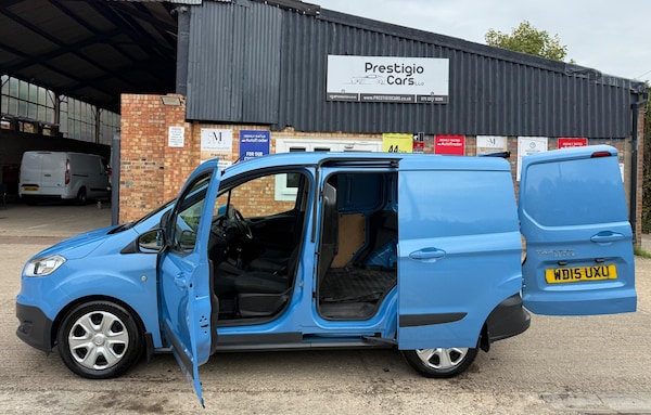 Used Ford Transit Courier 2015 for sale - 76077159: Photo 16