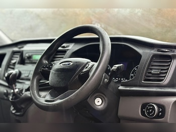 Used Ford Transit Custom 2018 for sale - 76807763: Photo