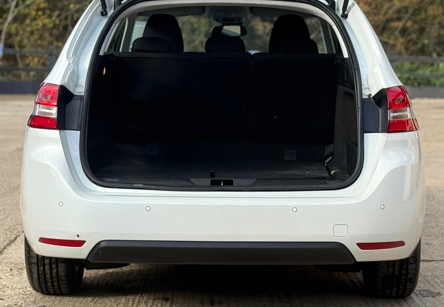 Used Peugeot 308 SW 2019 for sale - 76461961: Photo 21