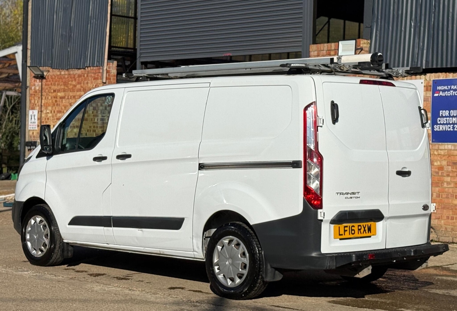 Used Ford Transit Custom 2016 for sale - 76364406: Photo 9