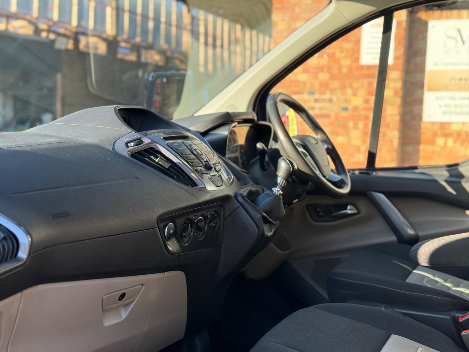 Used Ford Tourneo Custom 2017 for sale - 76077153: Photo 15