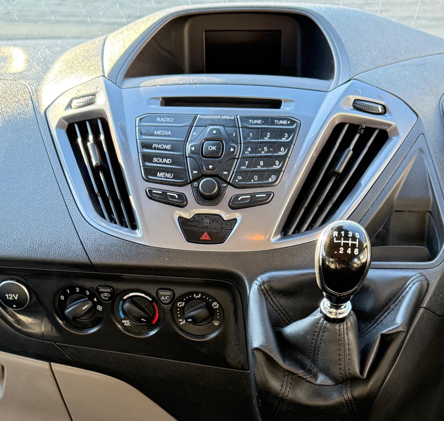 Used Ford Tourneo Custom 2017 for sale - 76077153: Photo 21