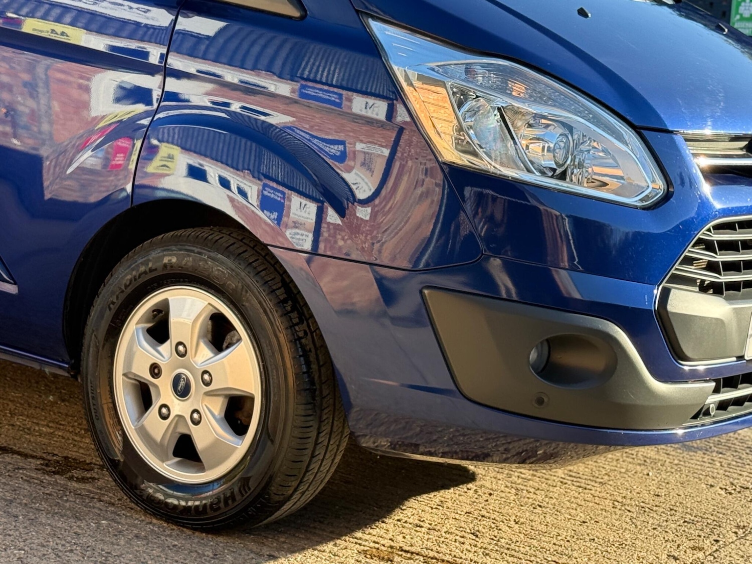 Used Ford Tourneo Custom 2017 for sale - 76077153: Photo 23