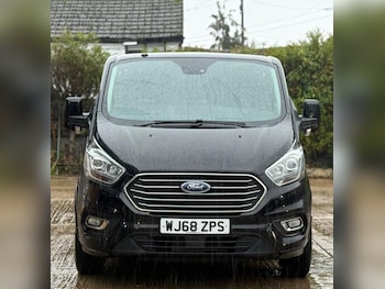 Ford - Tourneo Custom