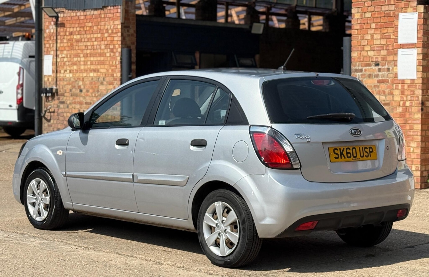 Used Kia Rio 2010 for sale - 76364394: Photo 9