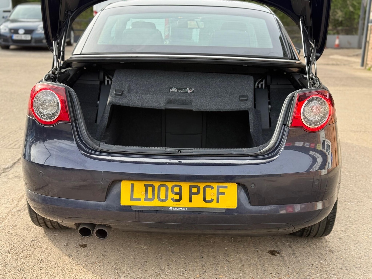 Used Volkswagen EOS 2009 for sale - 78124840: Photo 25