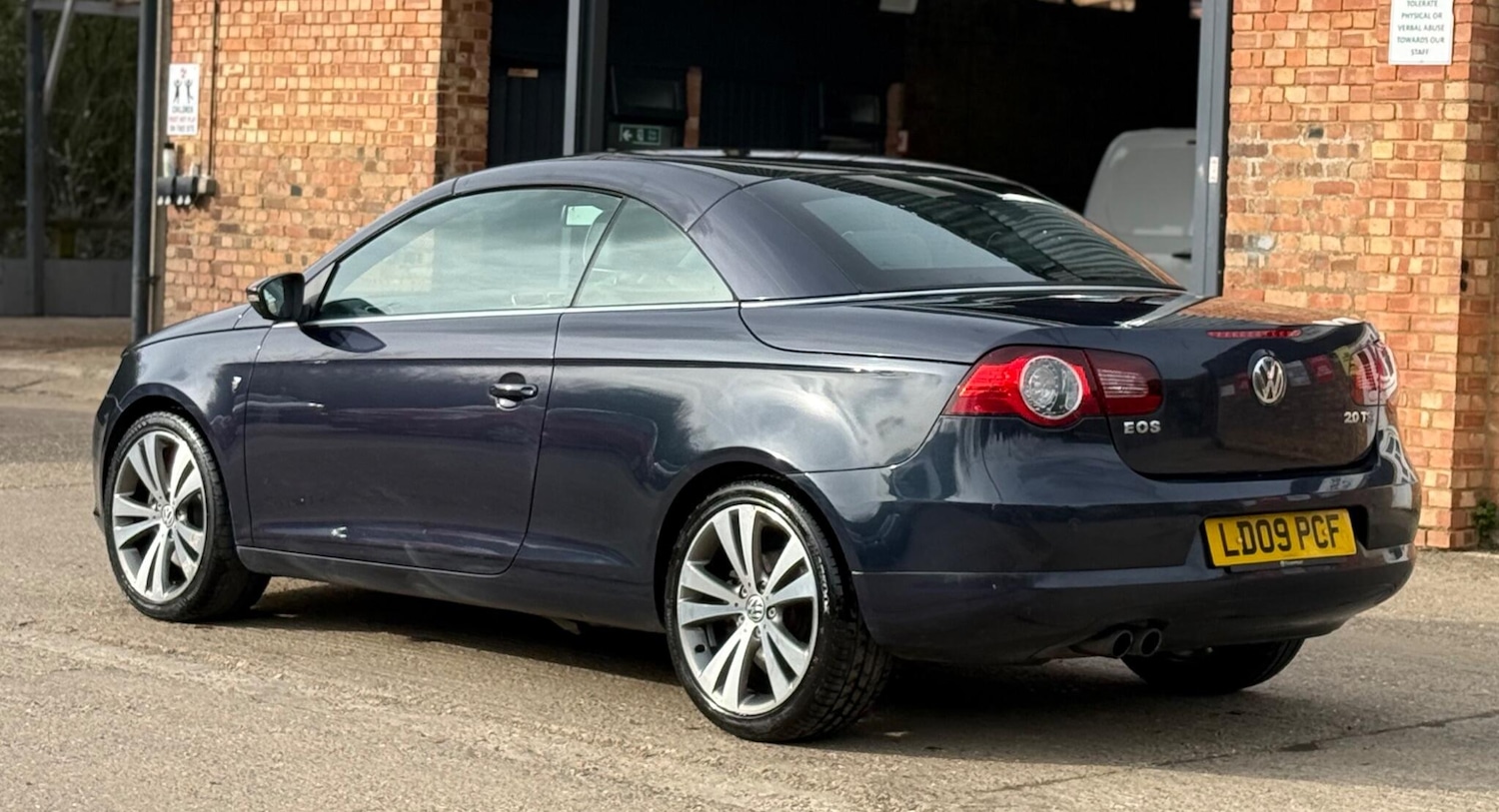 Used Volkswagen EOS 2009 for sale - 78124840: Photo 9