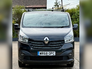 Used Renault Trafic 2018 for sale - 79296990: Photo