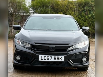 Used Honda Civic 2017 for sale - 76542242: Photo