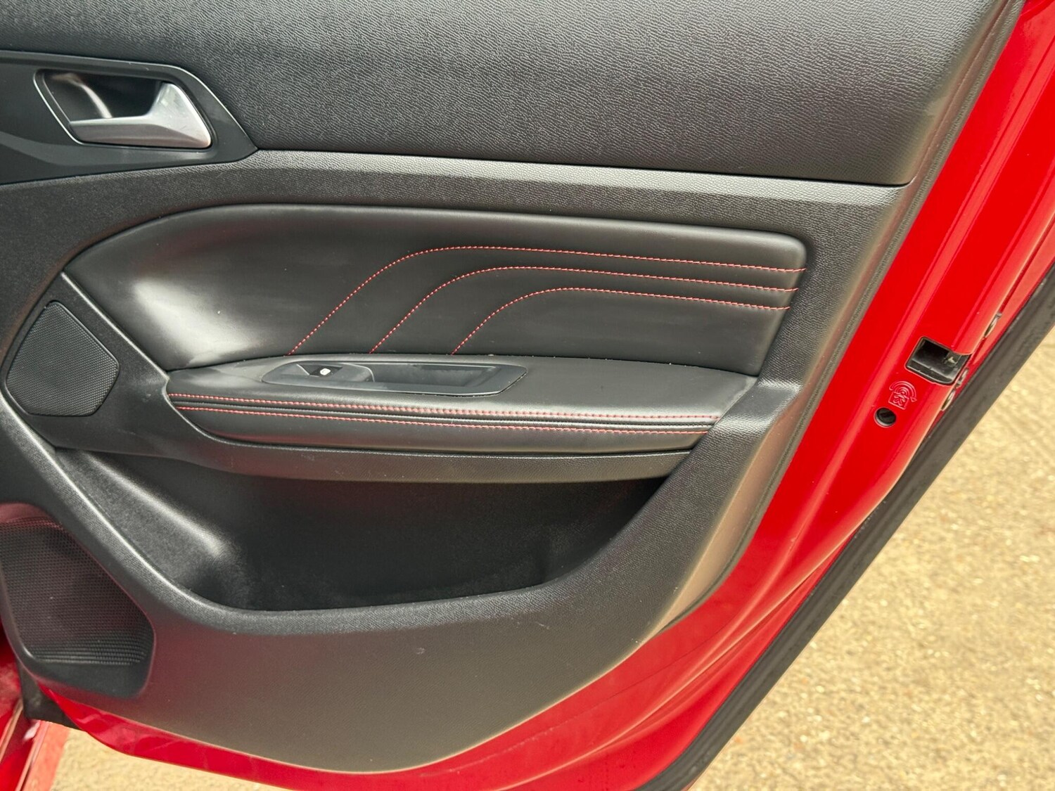 Used Peugeot 308 2016 for sale - 77775286: Photo 40