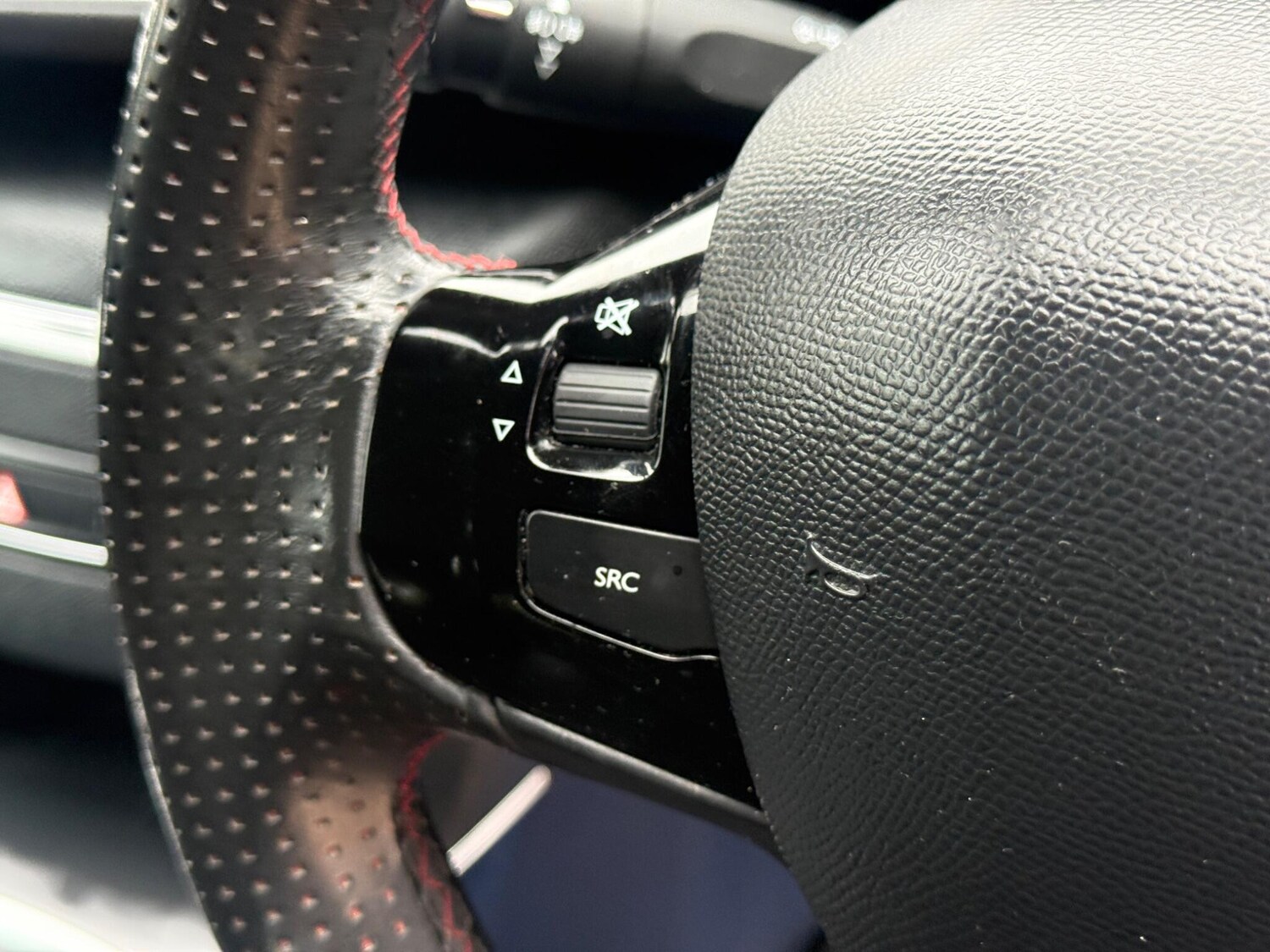 Used Peugeot 308 2016 for sale - 77775286: Photo 42