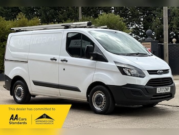 Used Ford Transit Custom 2017 for sale - 79366707: Photo