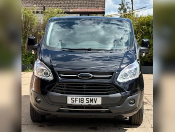 Used Ford Tourneo Custom 2018 for sale - 78847258: Photo